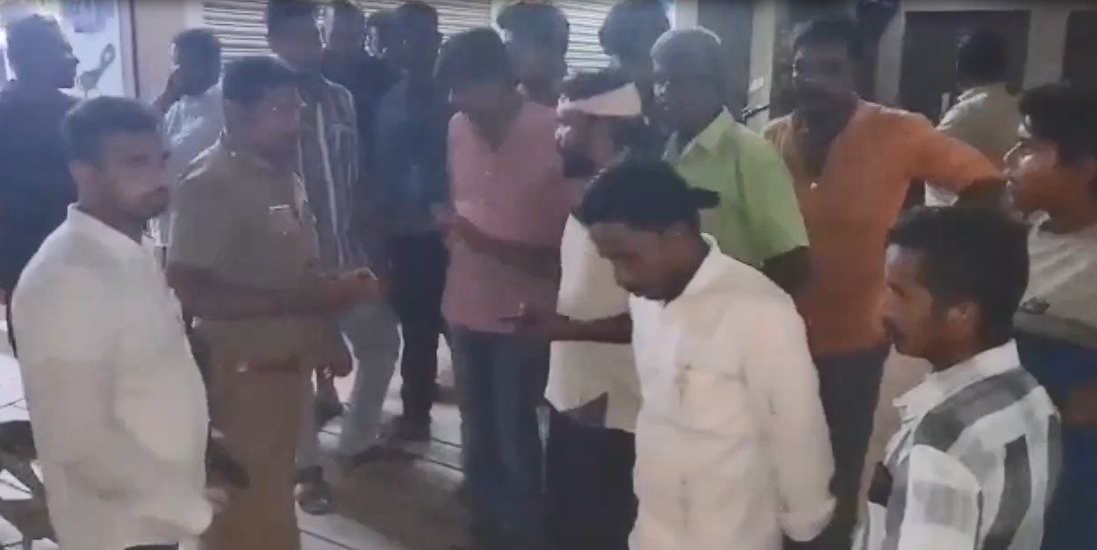 வாடிக்கையாளரின் மண்டையை உடைத்த நிதிநிறுவன ஊழியர்கள்