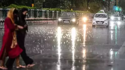 13 மாவட்டங்களில் கனமழை – சென்னையில் மெல்ல குறையும் வெப்பம்