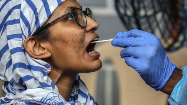 இன்று புதிதாக மேலும் 18,313 பேருக்கு கொரோனா; நேற்றை விட 3500 பேர் அதிகம்