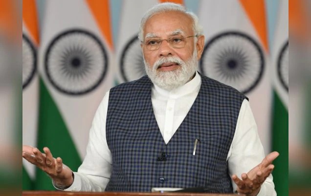 பெண்கள் மீதான மரியாத அதிகரித்தால் தான் நாடு முன்னேறும் : பிரதமர் மோடி